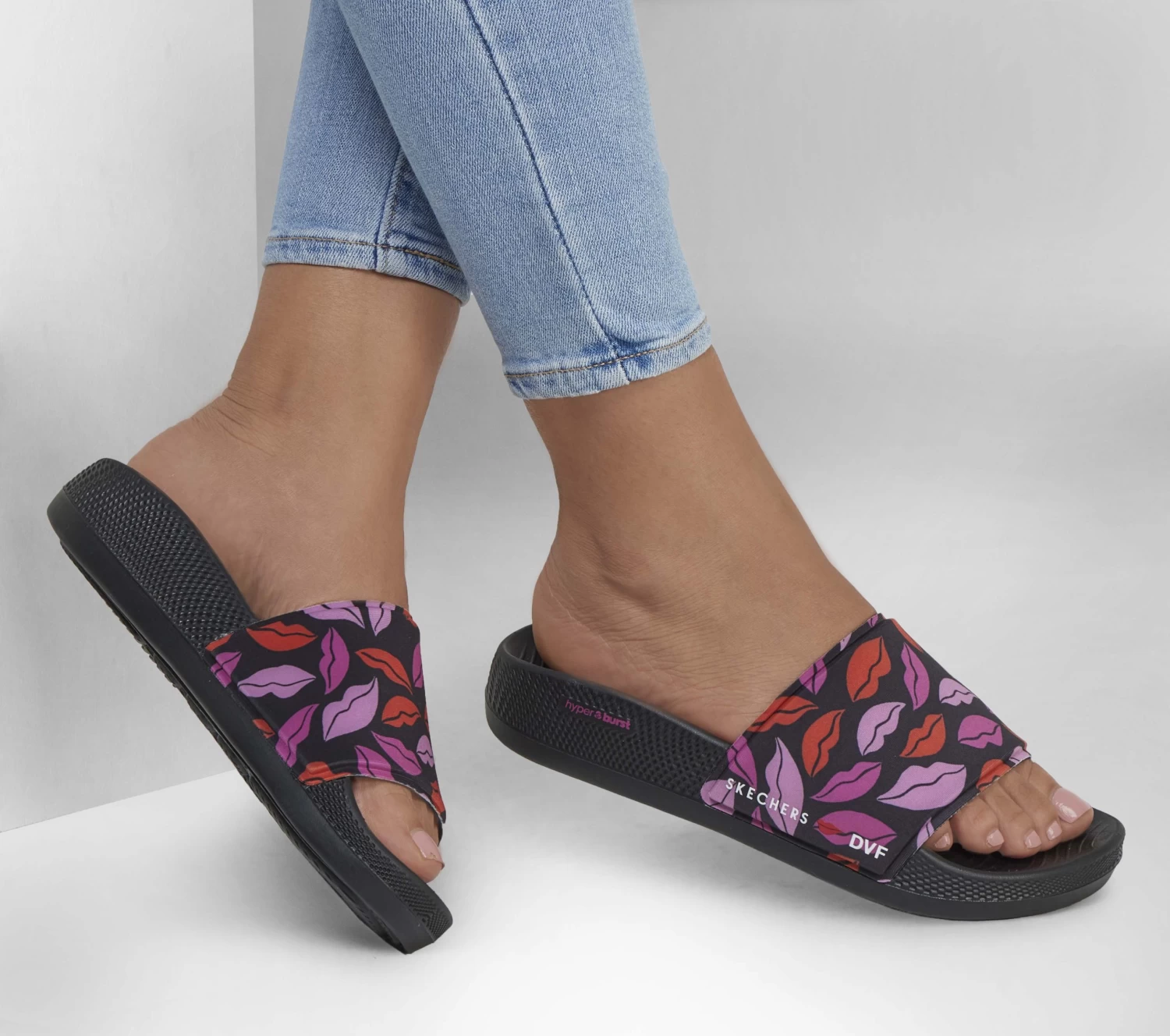 Skechers DVF: Hyper Slide - Sky Gloss 4 Skechers DVF: Hyper Slide - Sky Gloss - Image 2